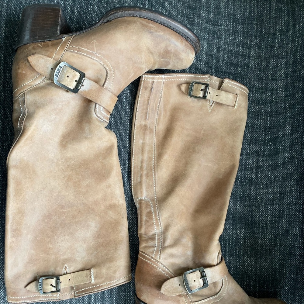 Frye knee high block heel buckle boots 8.5wmns